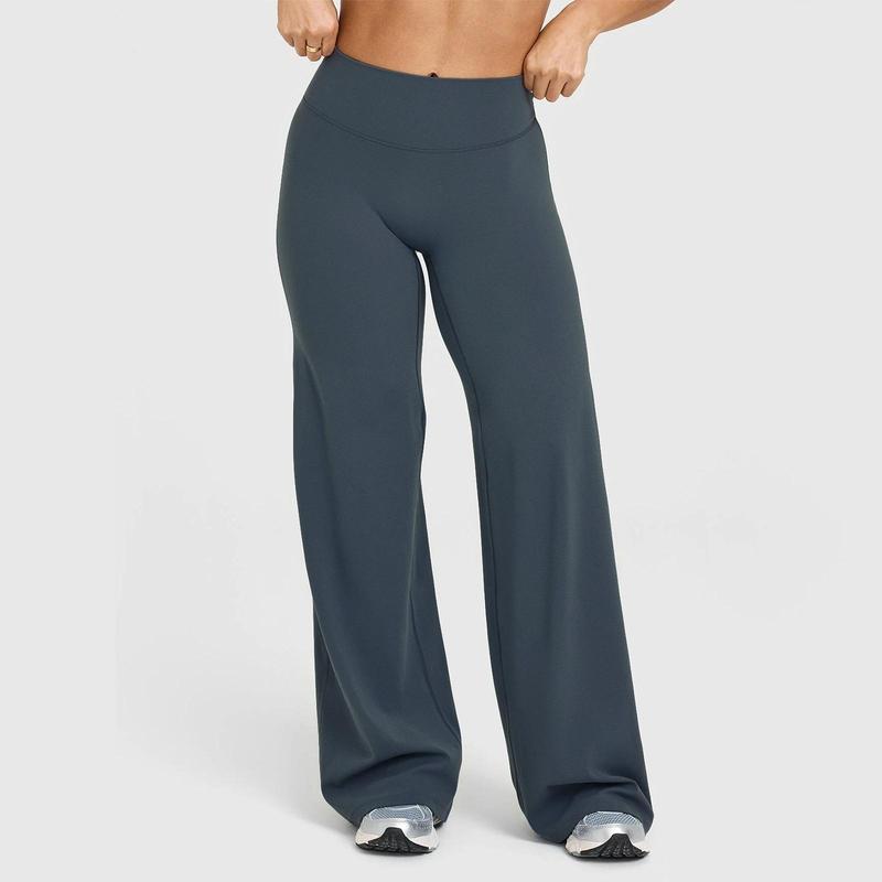 Die Mira Yoga-Hose mit weitem Bein